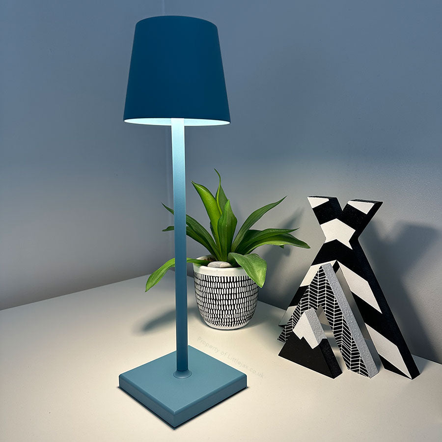 Stijlvolle LED Bedlamp – Draadloos, Oplaadbaar & Modern