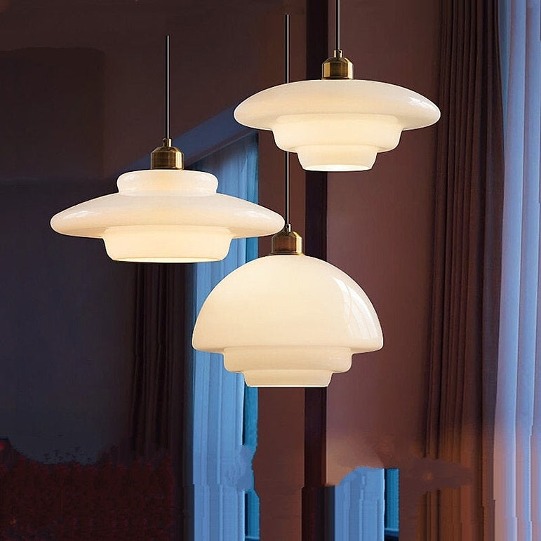 Mid Century Art melk wit glazen hanglamp