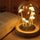 Doe-het-zelf paddenstoelen in bossen licht