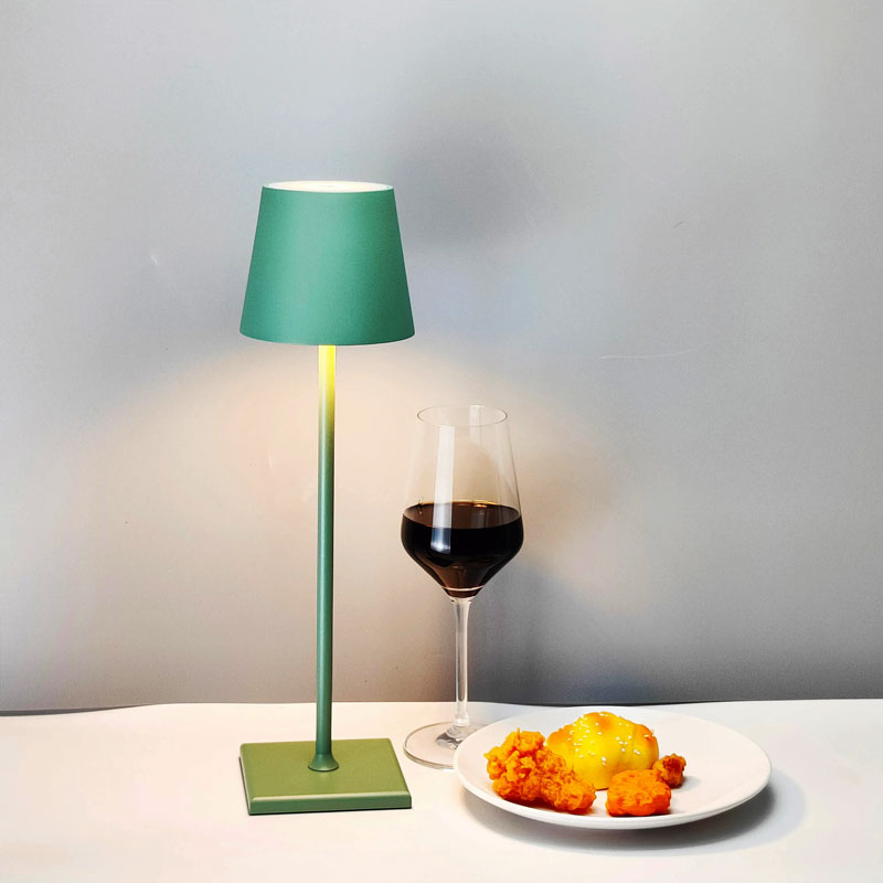 Moderne oplaadbare LED draadloze tafellamp