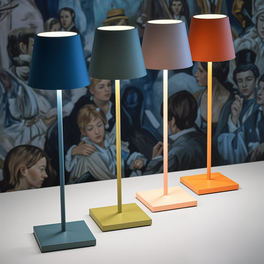 Stilvolle LED-Nachttischlampe – Kabellos, Wiederaufladbar & Modern