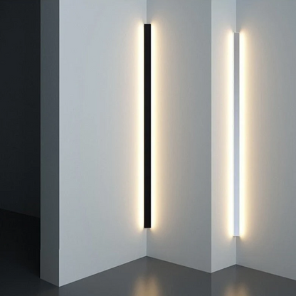 Minimalistische lineaire wandlamp met LED-sfeerverlichting