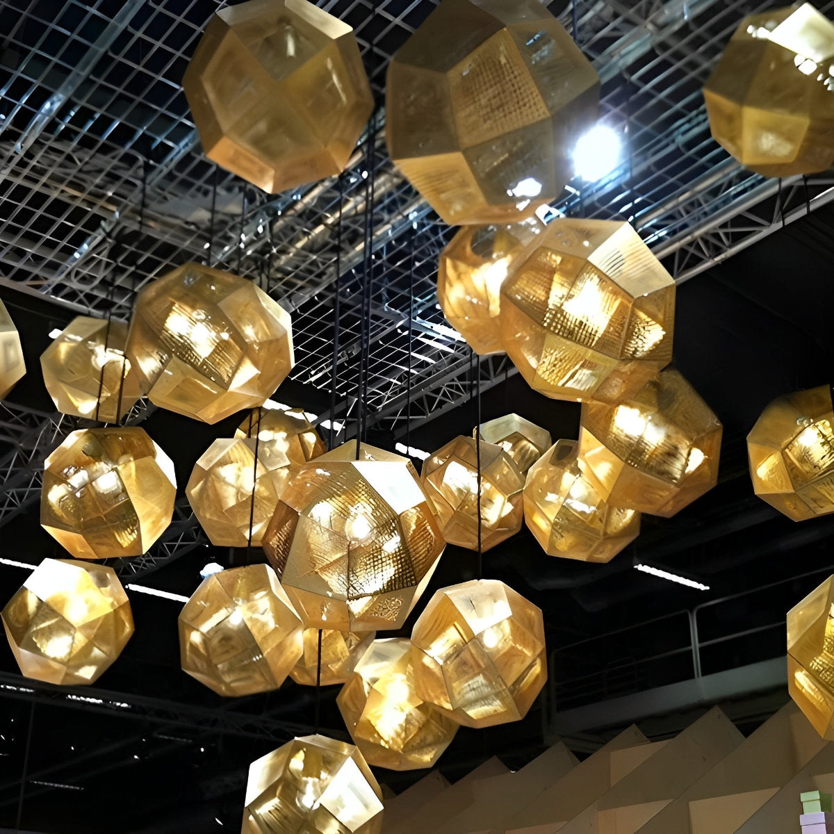 Geometrische ronde elektrolytisch gecoate metalen postmoderne hanglamp kroonluchter plafondlamp