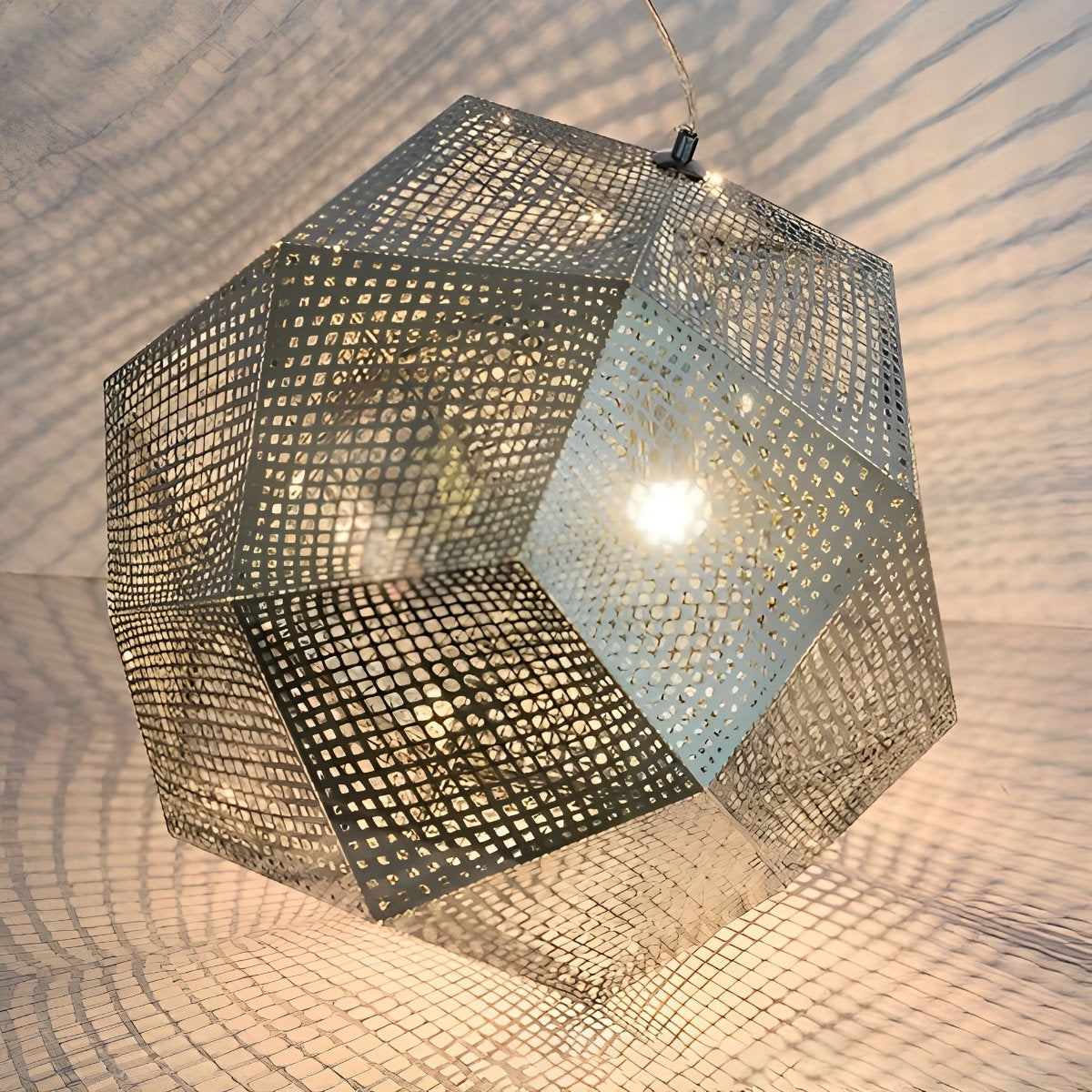 Geometrische ronde elektrolytisch gecoate metalen postmoderne hanglamp kroonluchter plafondlamp