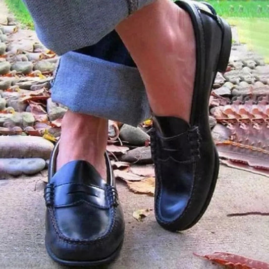 Damen Retro PU Leder Loafer mit niedrigem Absatz zum Hineinschlüpfen