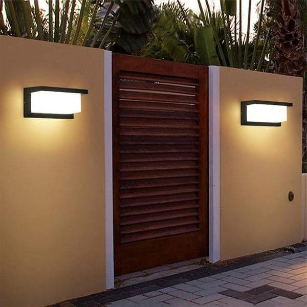 Modern LED Outdoor Light, Wall Mounted